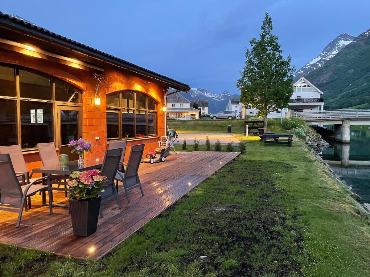 Olden Apartments 2 Stryn Εξωτερικό φωτογραφία